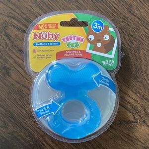 Nuby Blue Soothing Teether - Teethe Eez